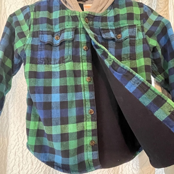 💚💙Super cute and cozy 3T boys button up hooded flannel shirt jacket! - Picture 2 of 4